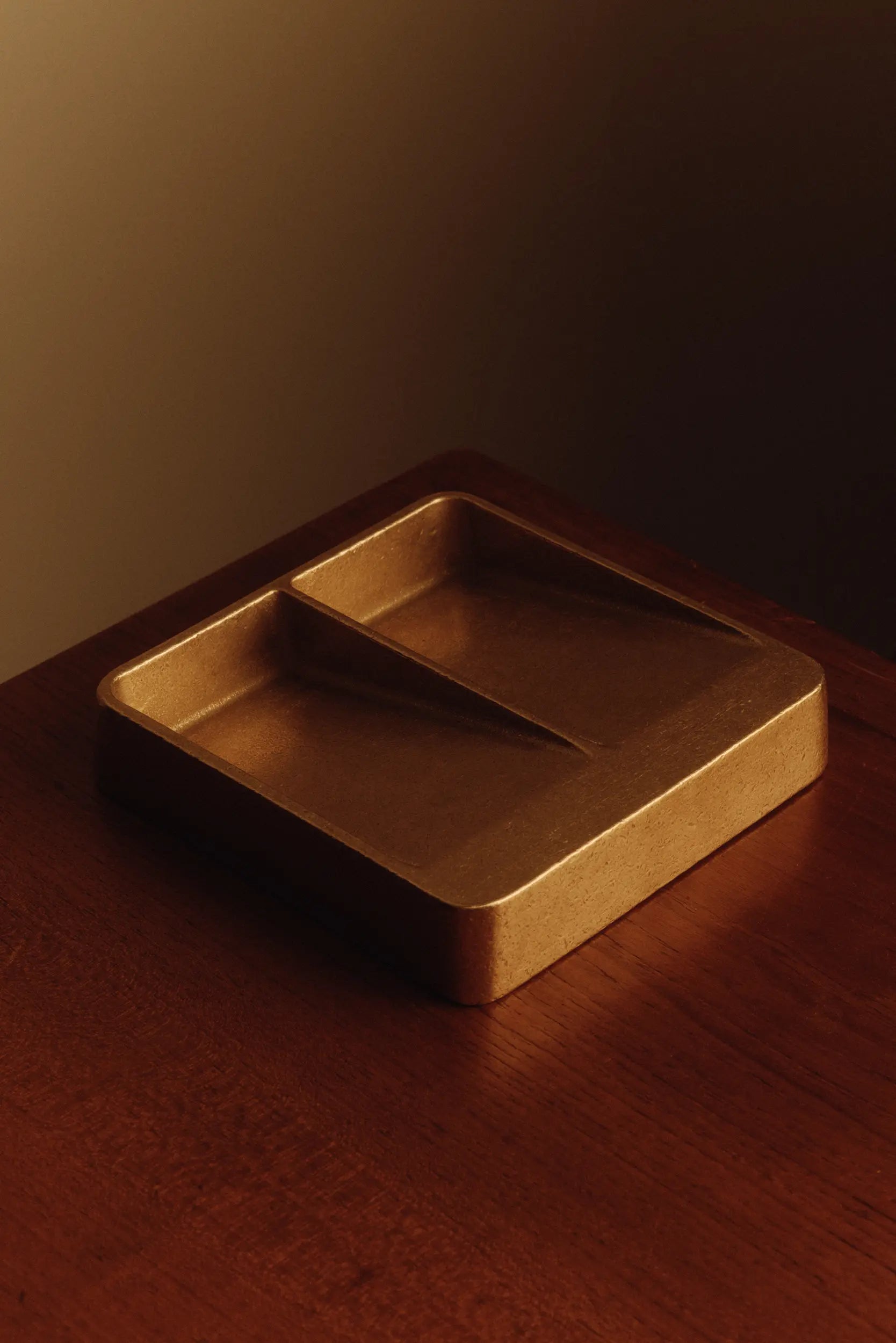 Vide Poche – studio HENRY WILSON