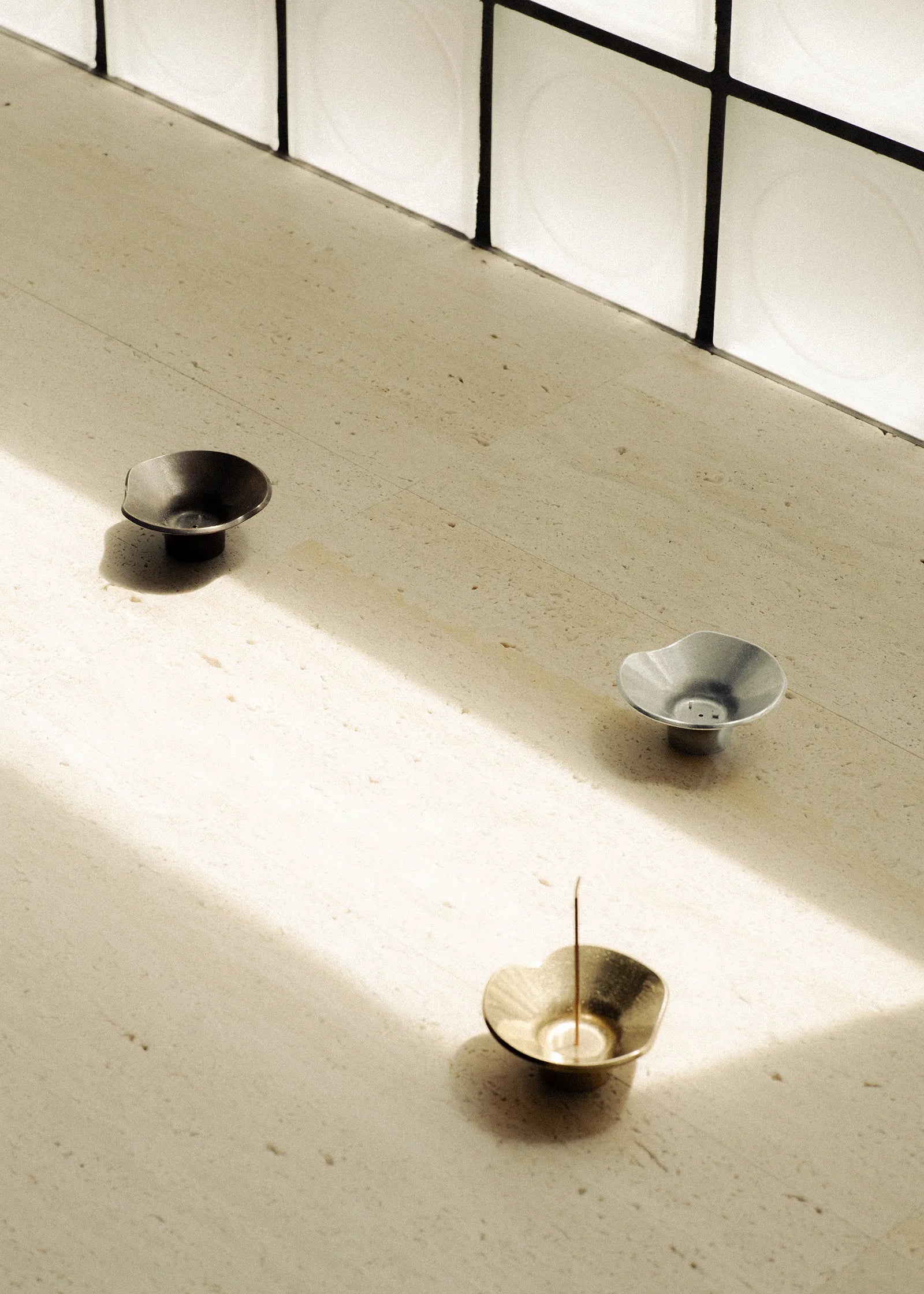MONO Incense Holder – studio HENRY WILSON