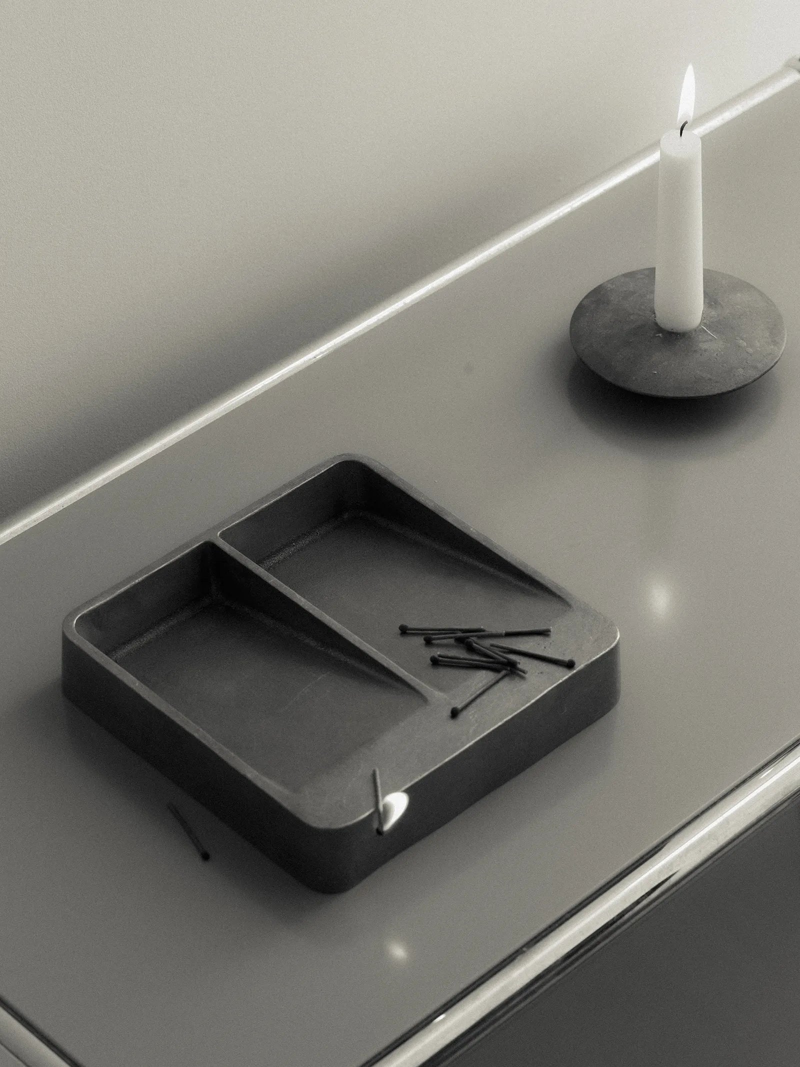 Vide Poche – studio HENRY WILSON