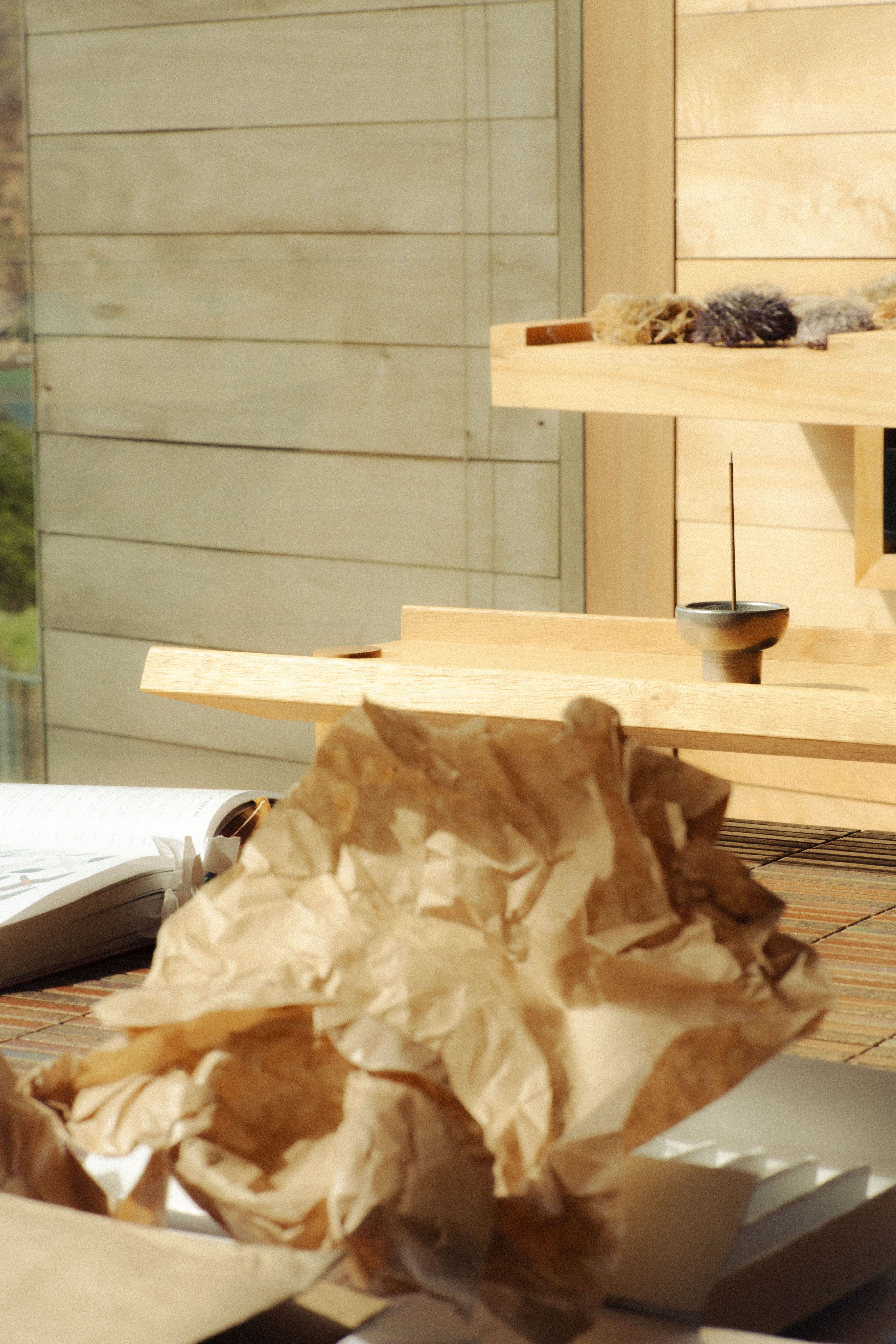 Aesop Oil Burner – studio HENRY WILSON Aesop Oil Burner – studio HENRY WILSON