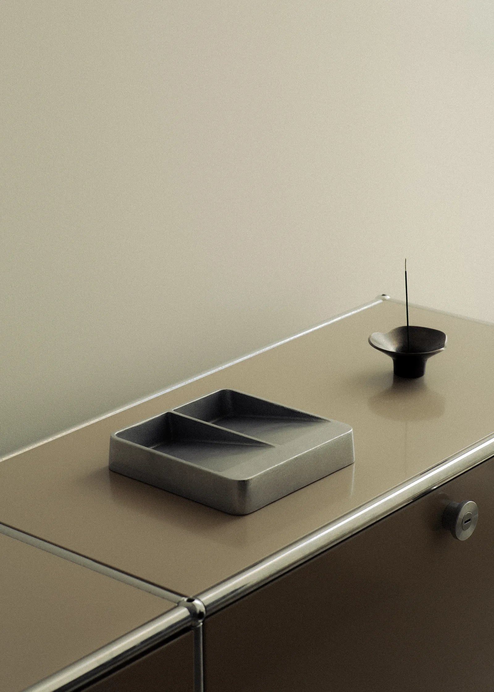 Vide Poche – studio HENRY WILSON