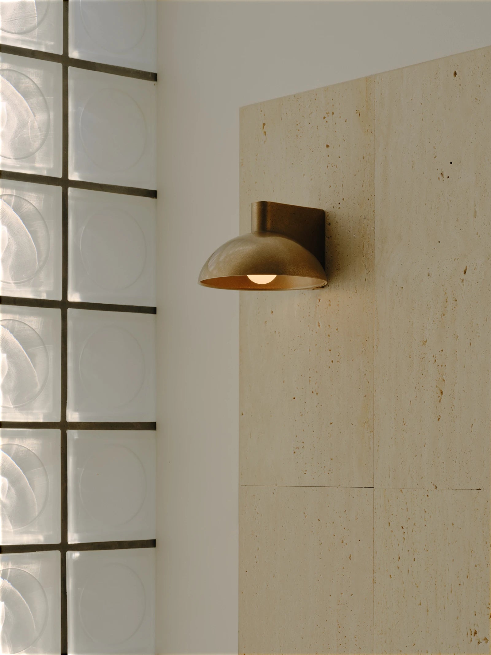 Solune Wall Light